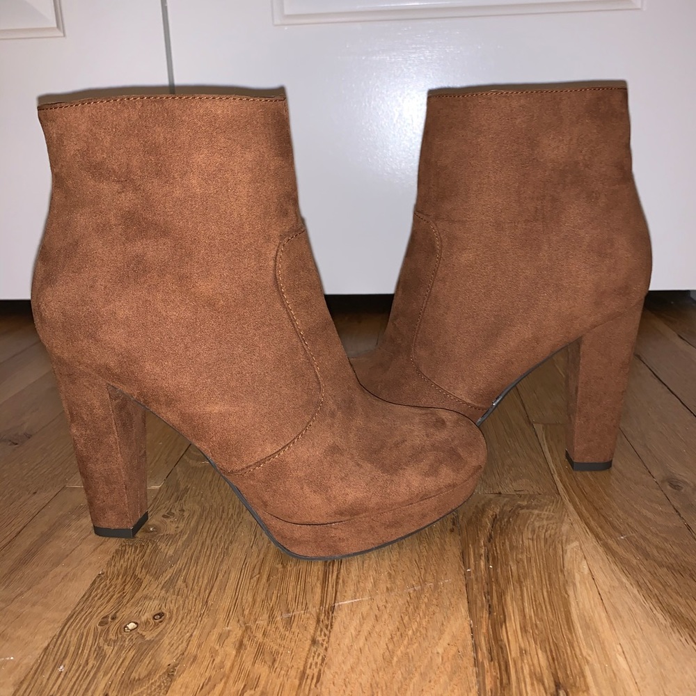 Mossimo Brown Heel Platform Booties
